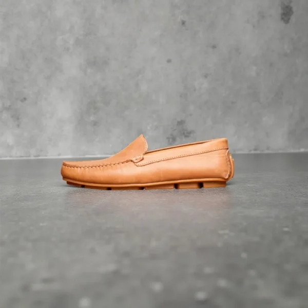 حذاء لوفر رسمي وأنيق