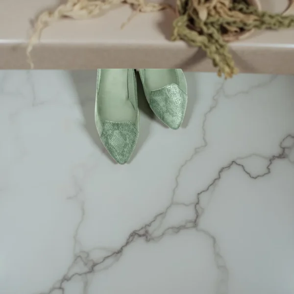 نسائي-كاجوال-2-فلات-أخضر-فاتح-3-2.webp حذاء فلات طبي